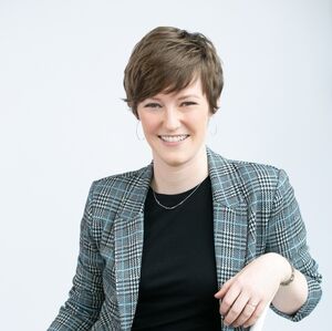 Meet your Posher, Casey